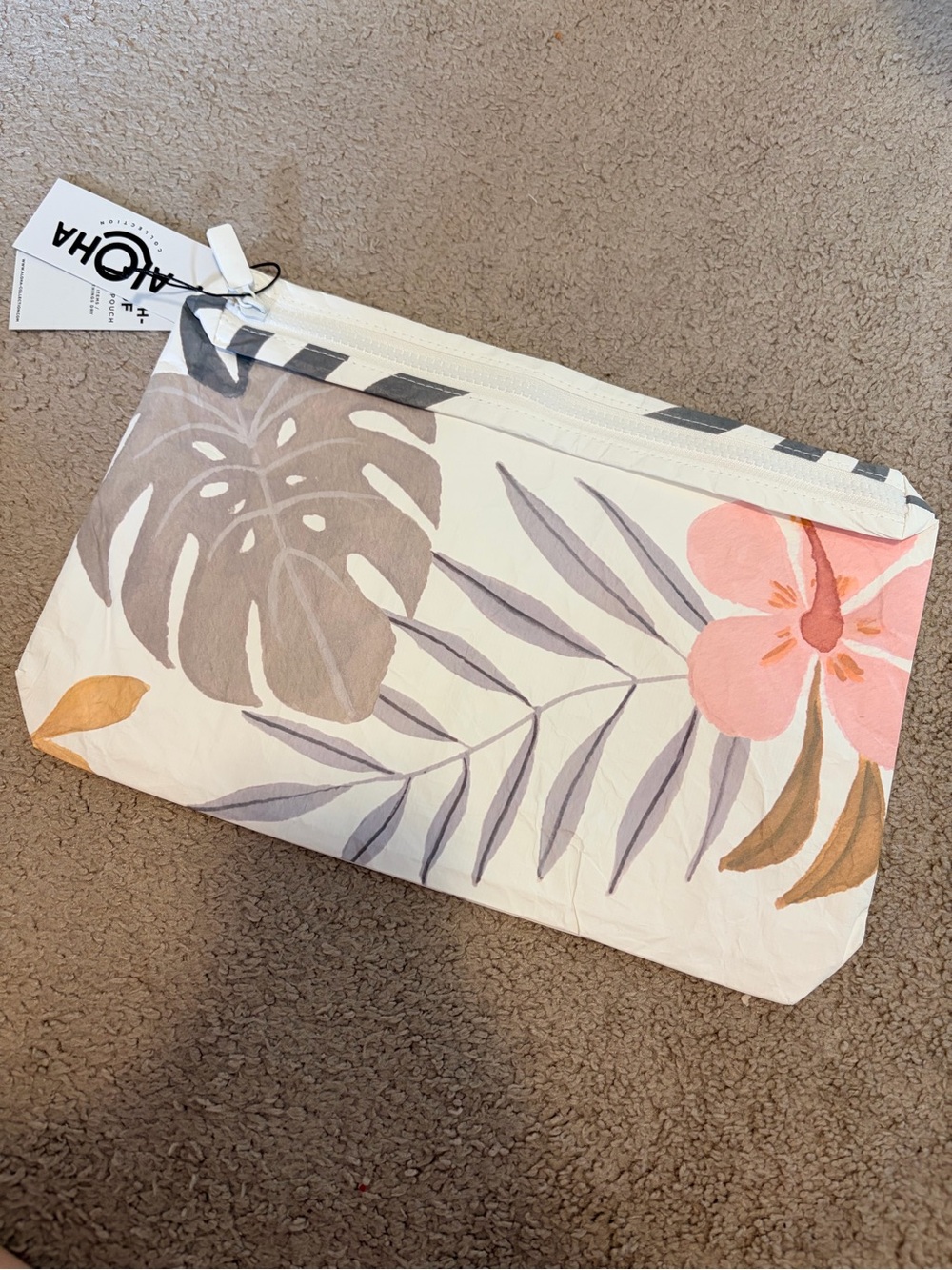 NWT - Aloha Collection Travel Pouch Pink Hawaiian Floral - Picture 1 of 5